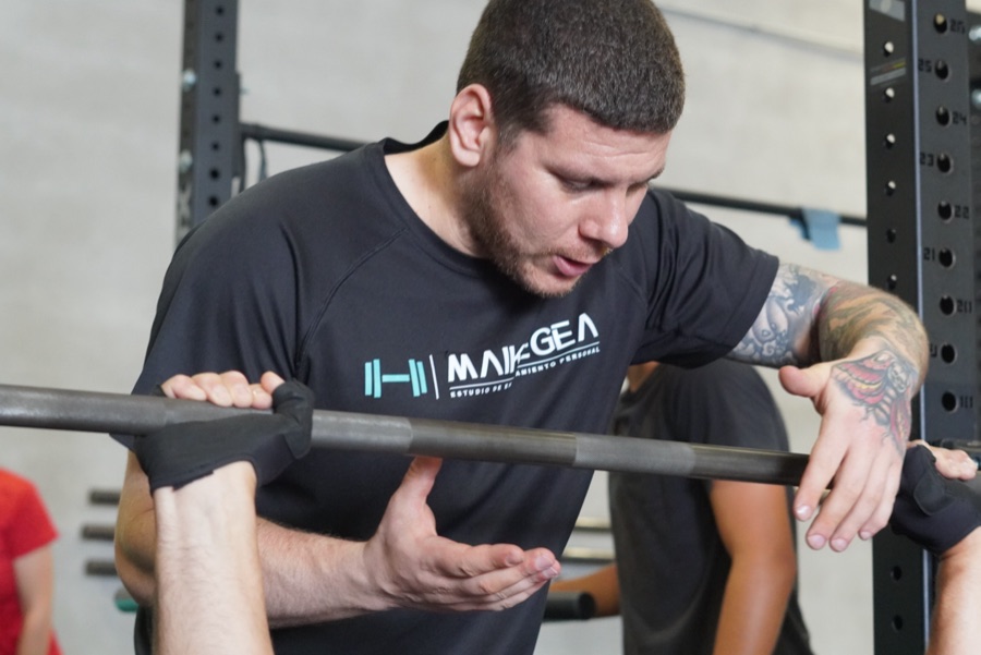 Ángel entrenando en MAIKEGEA
